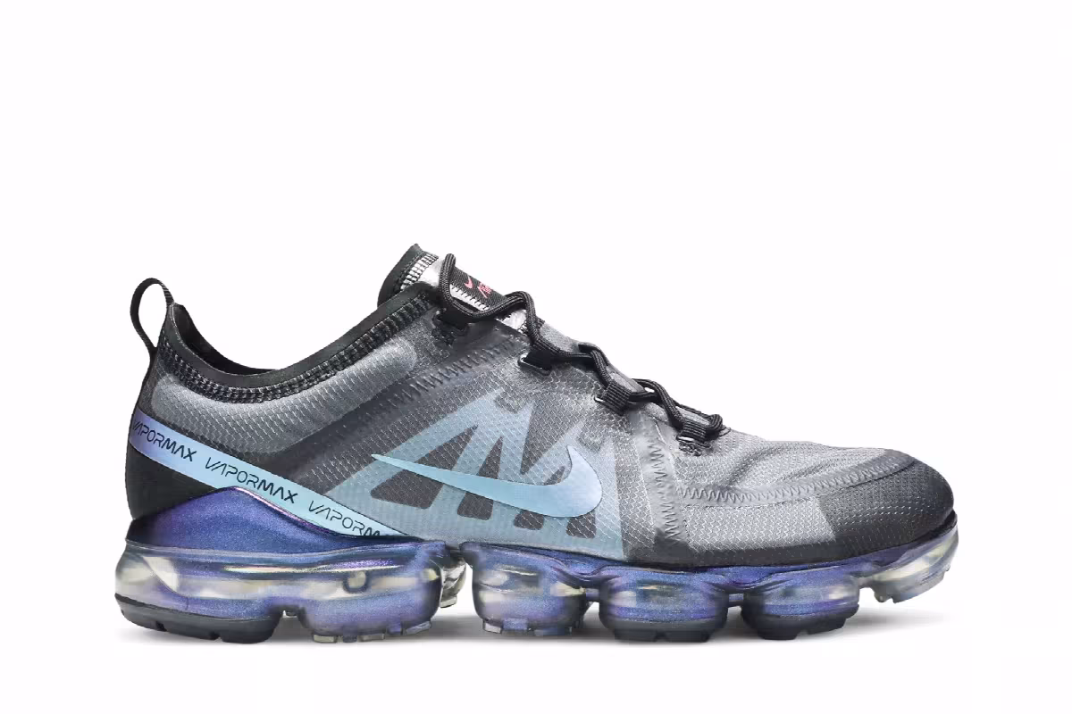 Nike Air VaporMax 2019 Throwback Future, view 2