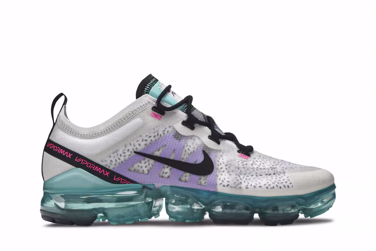 Nike Air VaporMax 2019 Dragonfruit, view 2