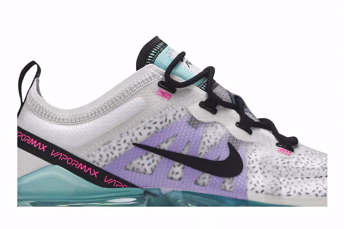 Nike Air VaporMax 2019 Dragonfruit, view 3