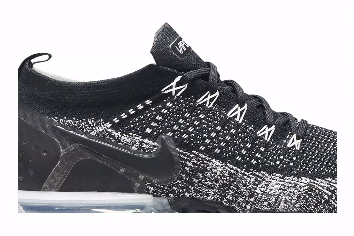 Nike Air VaporMax 2 Flyknit Orca, view 3