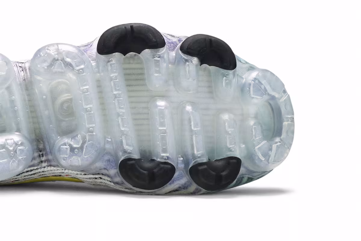 Nike Air VaporMax Flyknit 3 White Dynamic Yellow, view 6