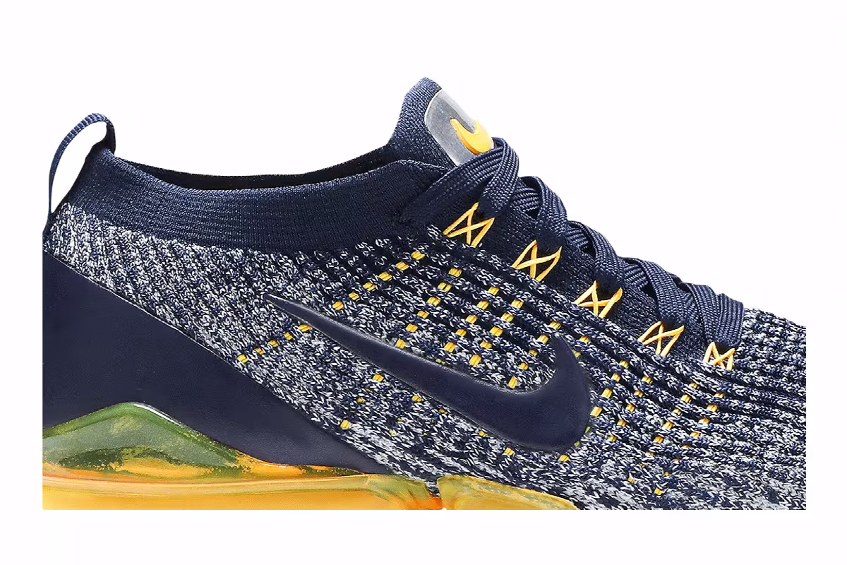 Nike Air VaporMax Flyknit 3 College Navy Orange, view 3