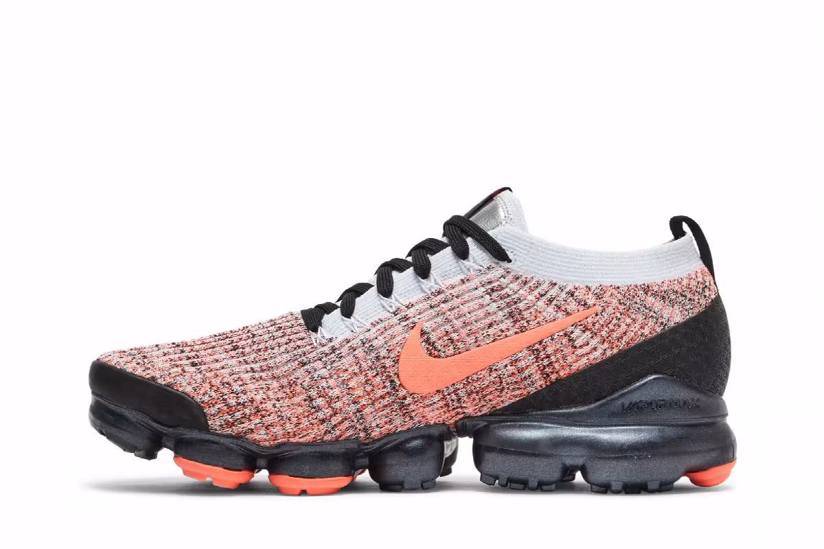 Nike Air VaporMax Flyknit 3 Hyper Crimson, view 4