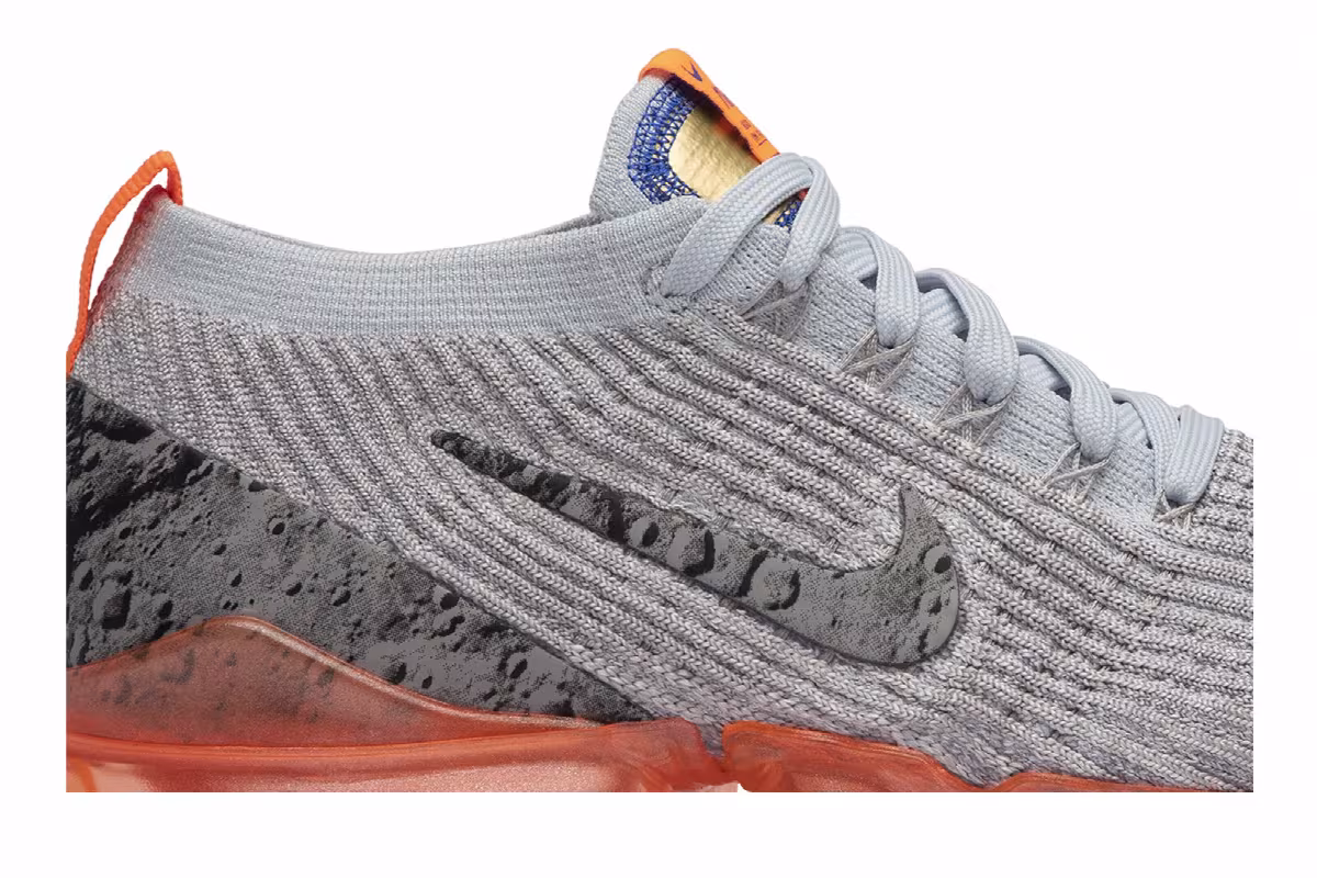 Nike Air VaporMax Flyknit 3 Moon Landing, view 3