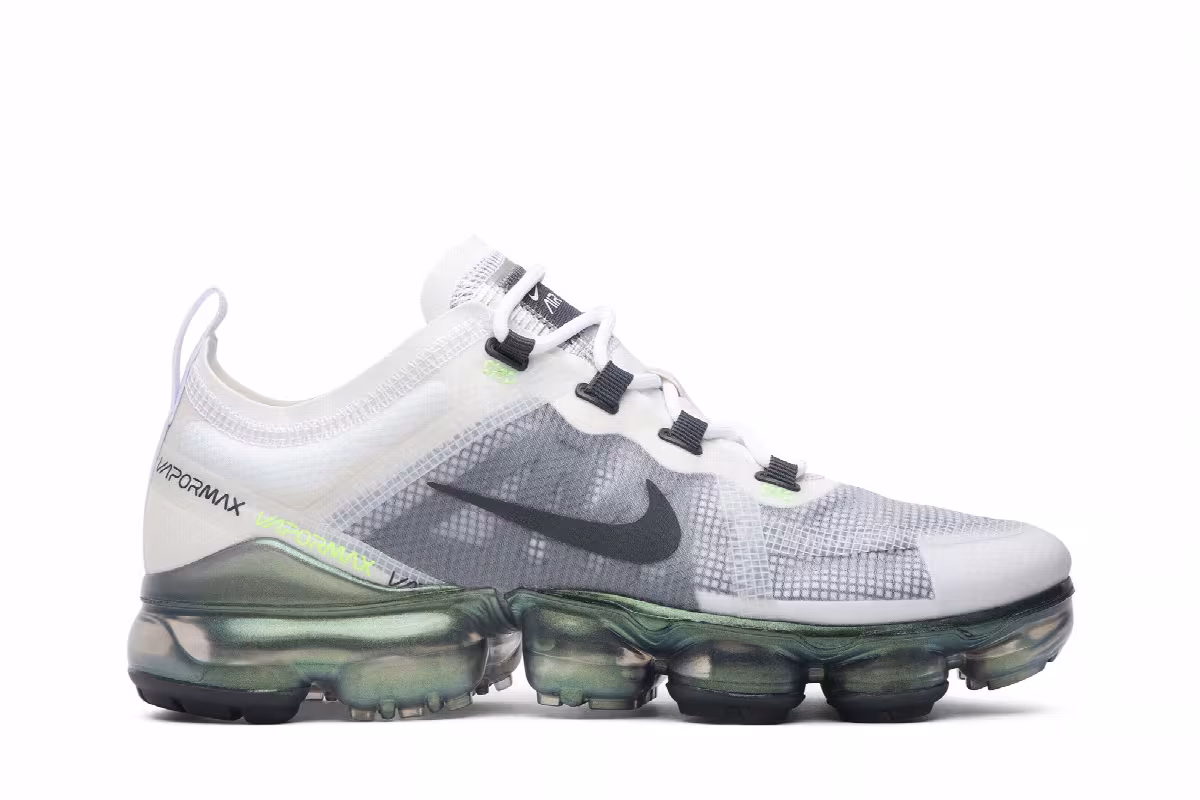 Nike Air VaporMax 2019 Lime Blast, view 2