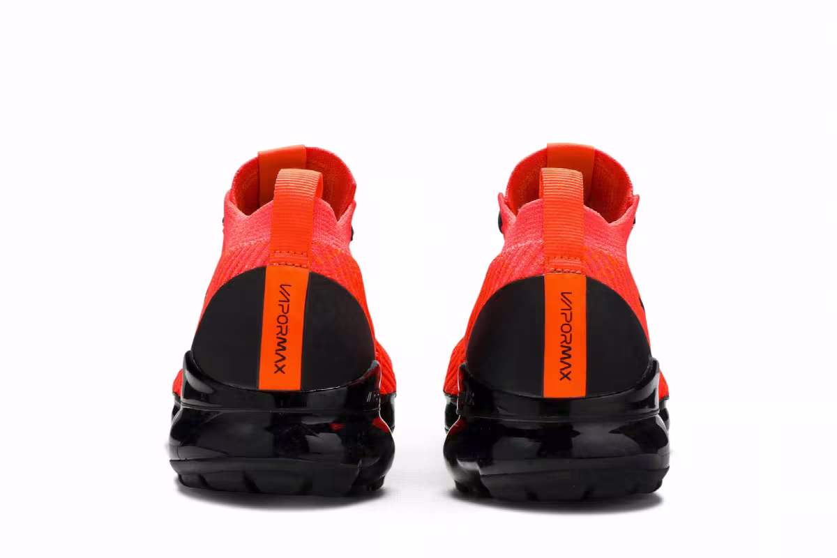 Nike Air VaporMax 3.0 Flash Crimson, view 7