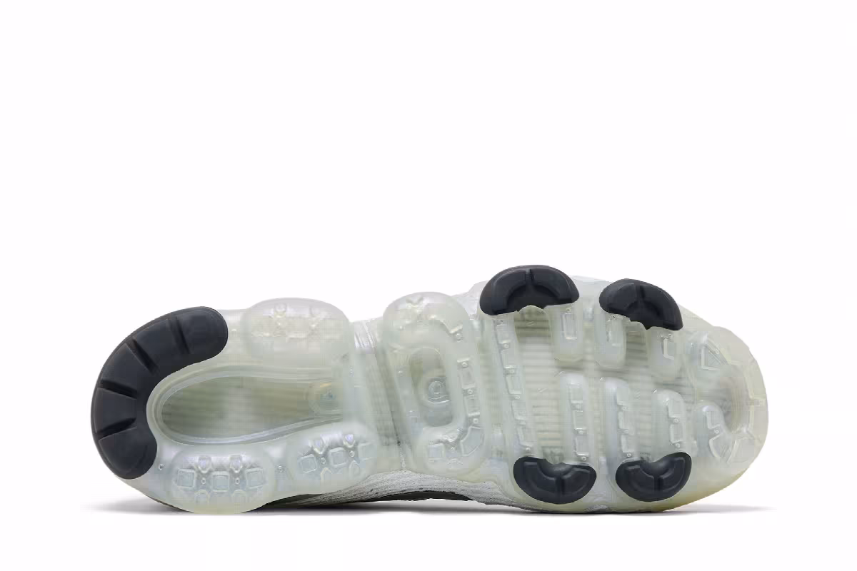 Nike Air VaporMax Flyknit 3 Reflective Silver, view 5