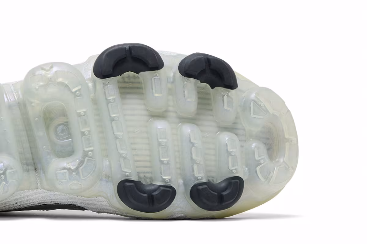 Nike Air VaporMax Flyknit 3 Reflective Silver, view 6