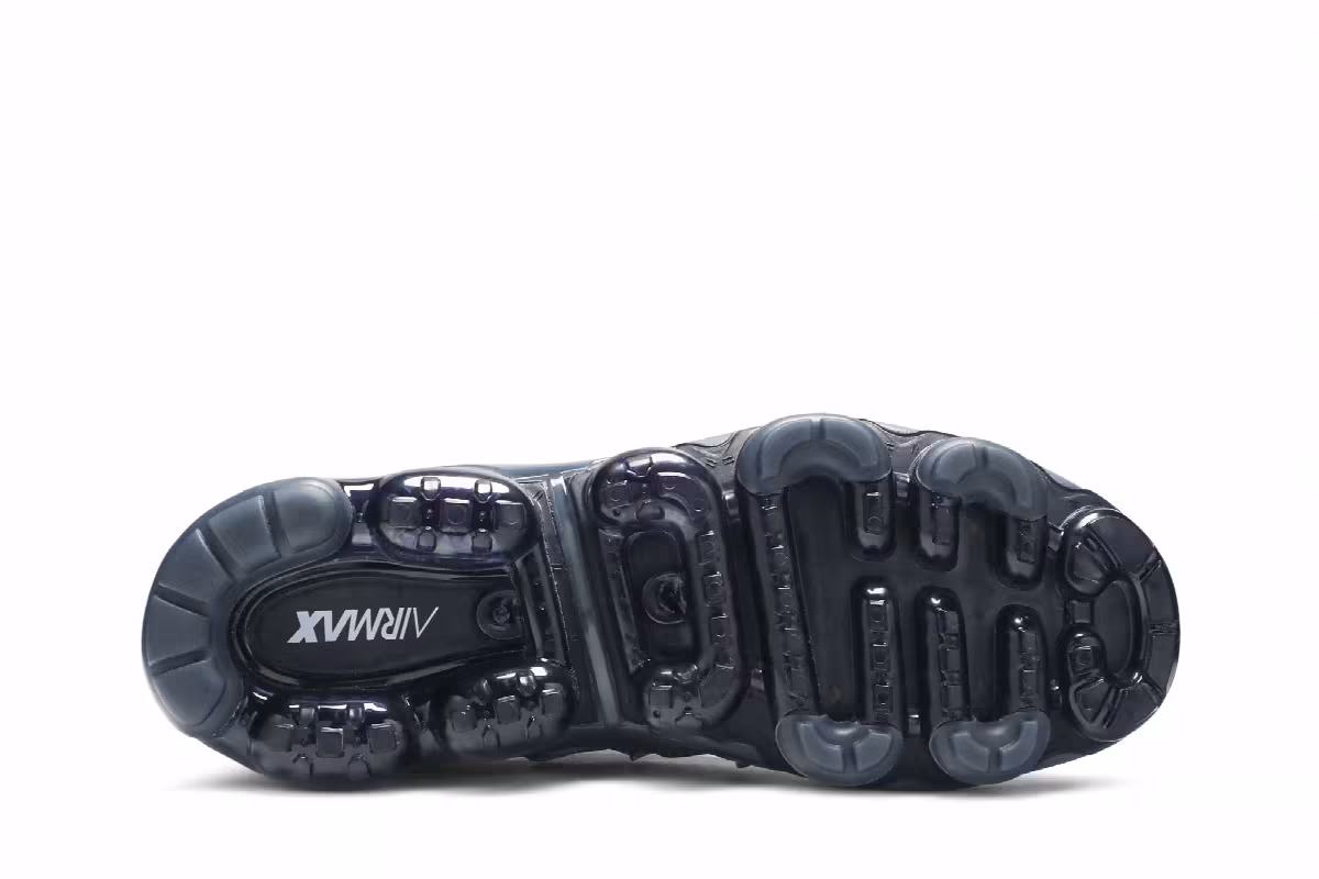 Nike Air VaporMax Plus Wolf Grey, view 5
