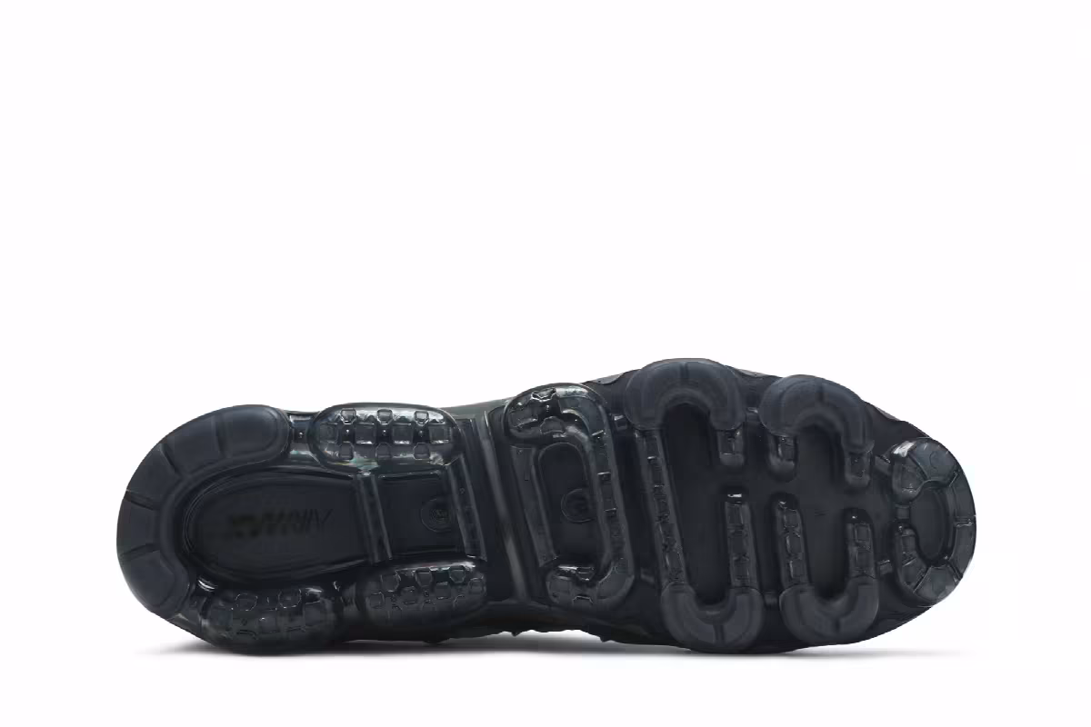 Nike Air VaporMax Plus Wolf Grey, view 5