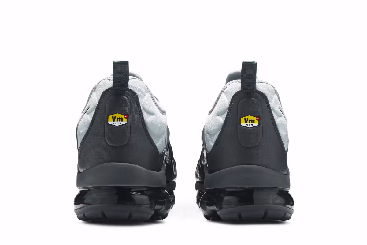 Nike Air VaporMax Plus Wolf Grey, view 7