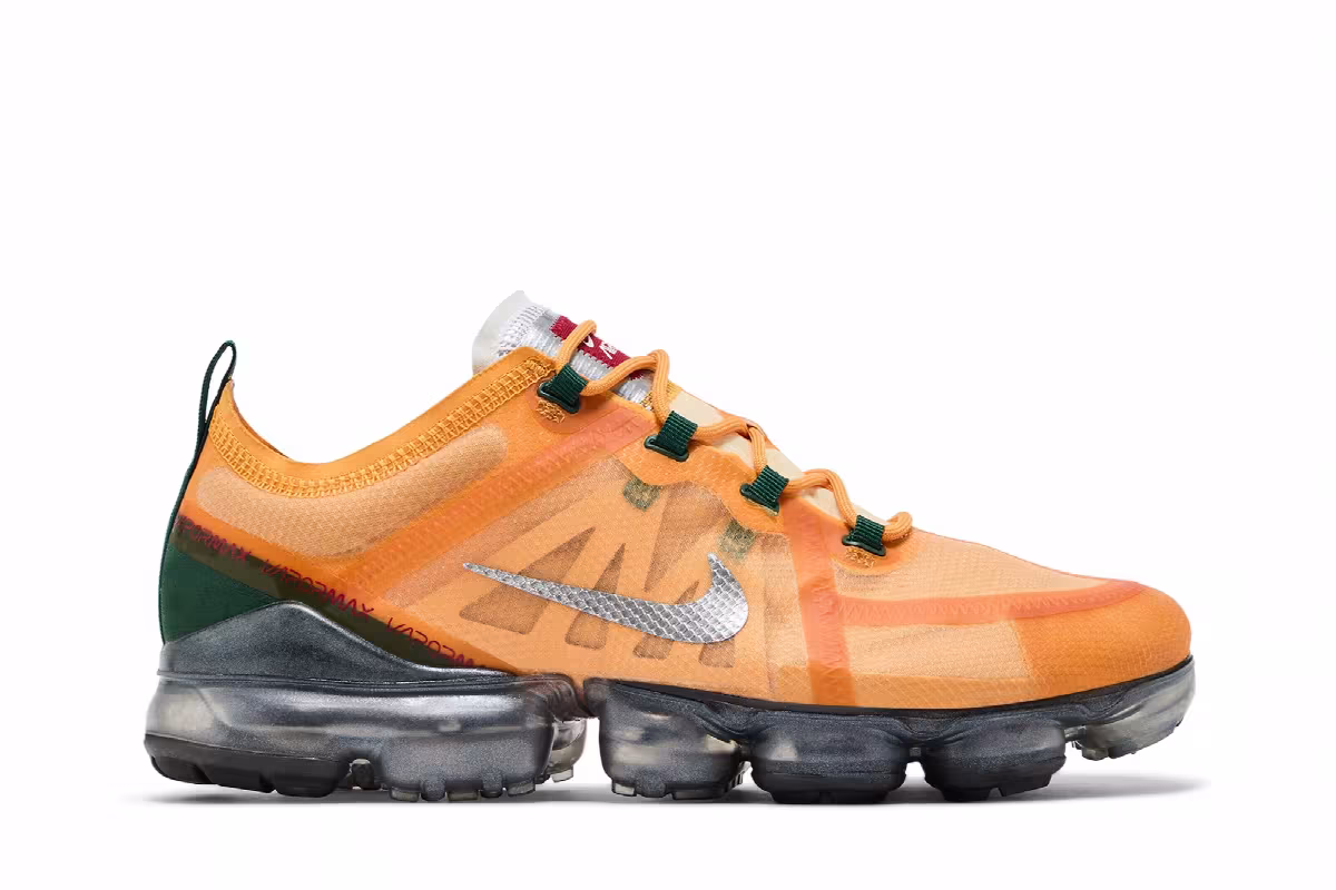 Nike Air VaporMax 2019 Canyon Gold, view 2