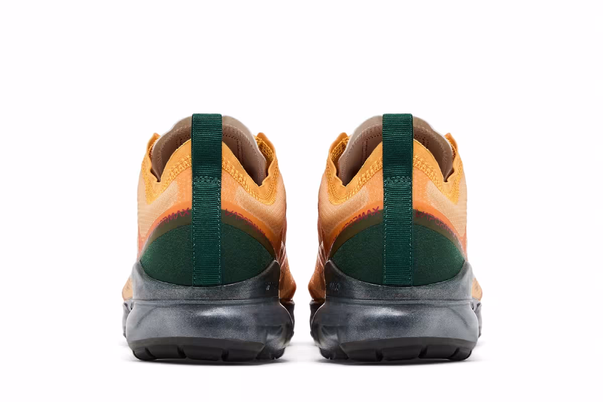 Nike Air VaporMax 2019 Canyon Gold, view 7