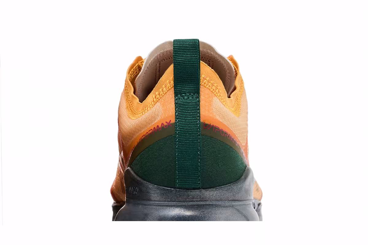 Nike Air VaporMax 2019 Canyon Gold, view 8