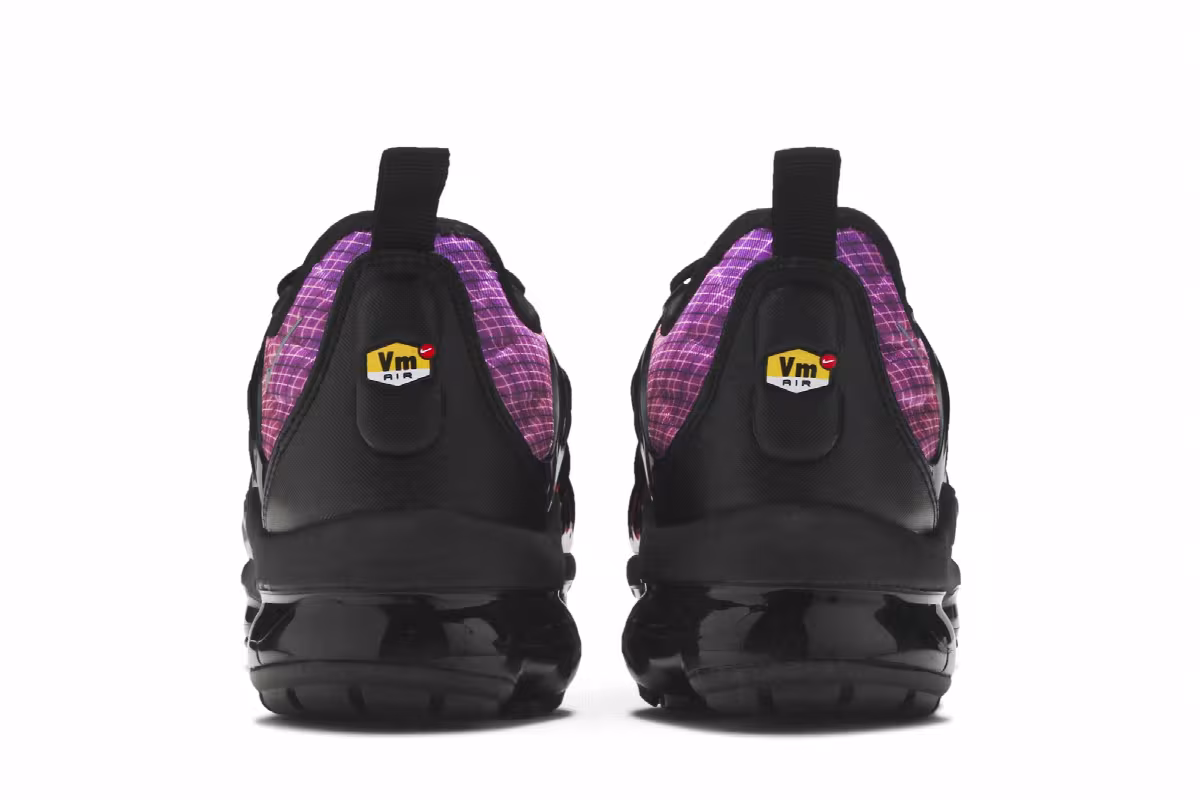 Nike Air VaporMax Plus Grid Sunset, view 7
