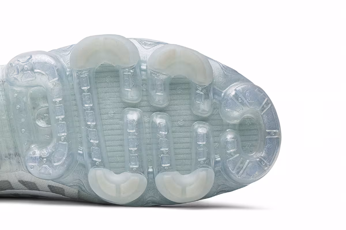 Nike Air VaporMax 2019 Barely Grey, view 6