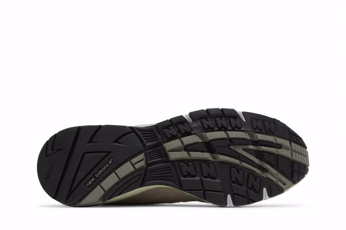 New Balance Women's 991 Made in England Grey, view 5