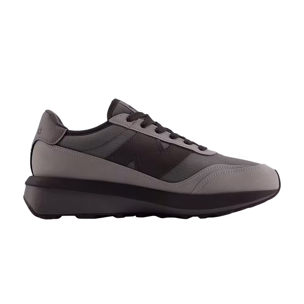 New Balance 370 Grey Black