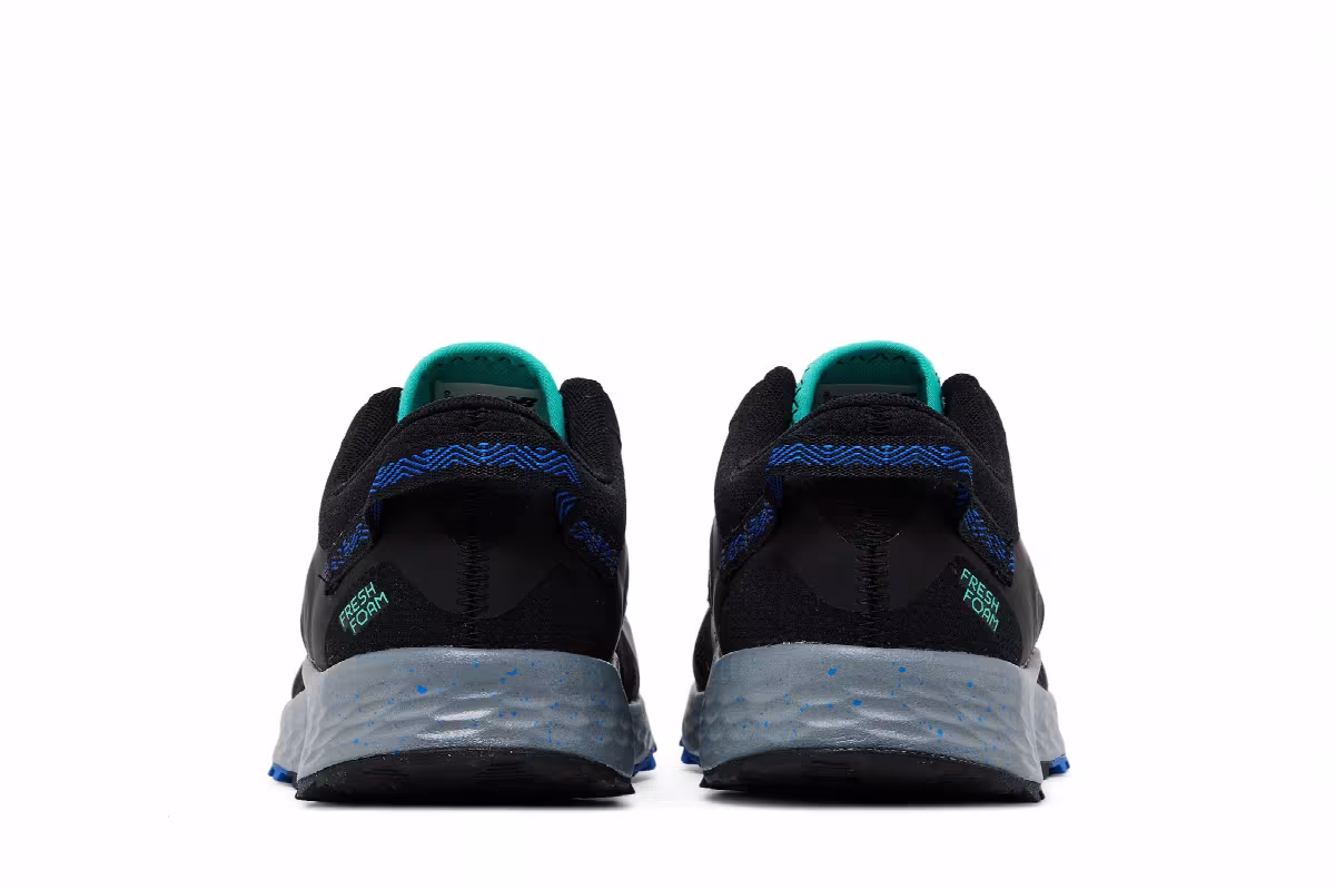 New Balance Women's Fresh Foam Arishi Wide Black, view 7