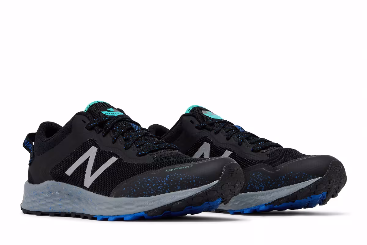 New Balance Women's Fresh Foam Arishi Wide Black, view 9