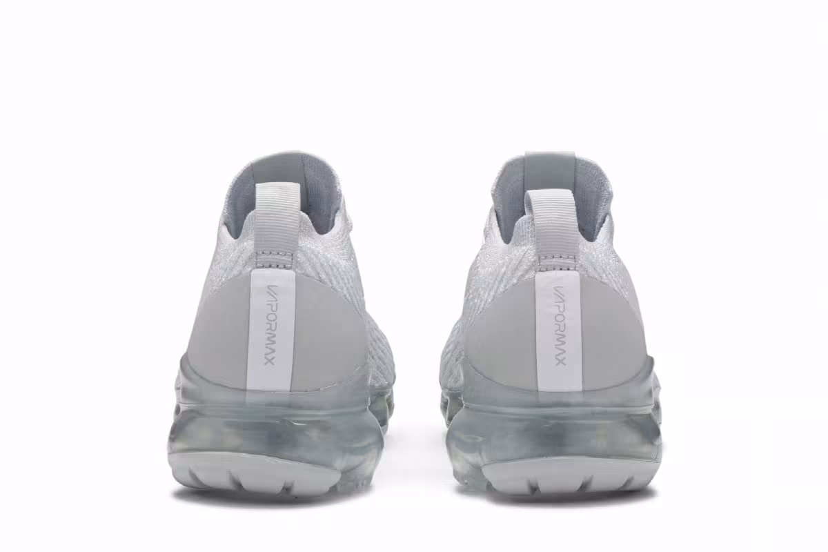 Nike Women's Air VaporMax Flyknit 3 Pure Platinum, view 7