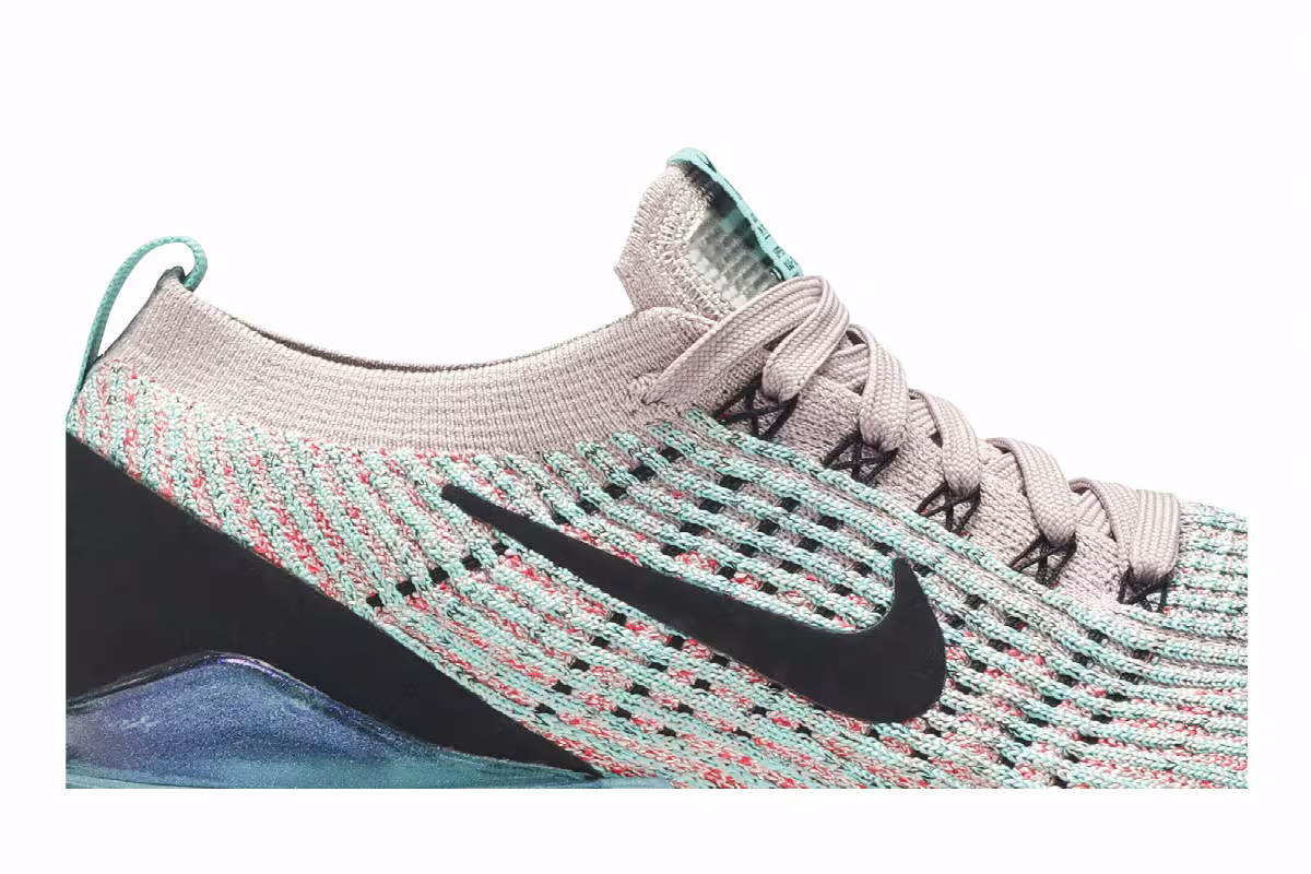 Nike Women's Air VaporMax Flyknit 3 South Beach, view 3