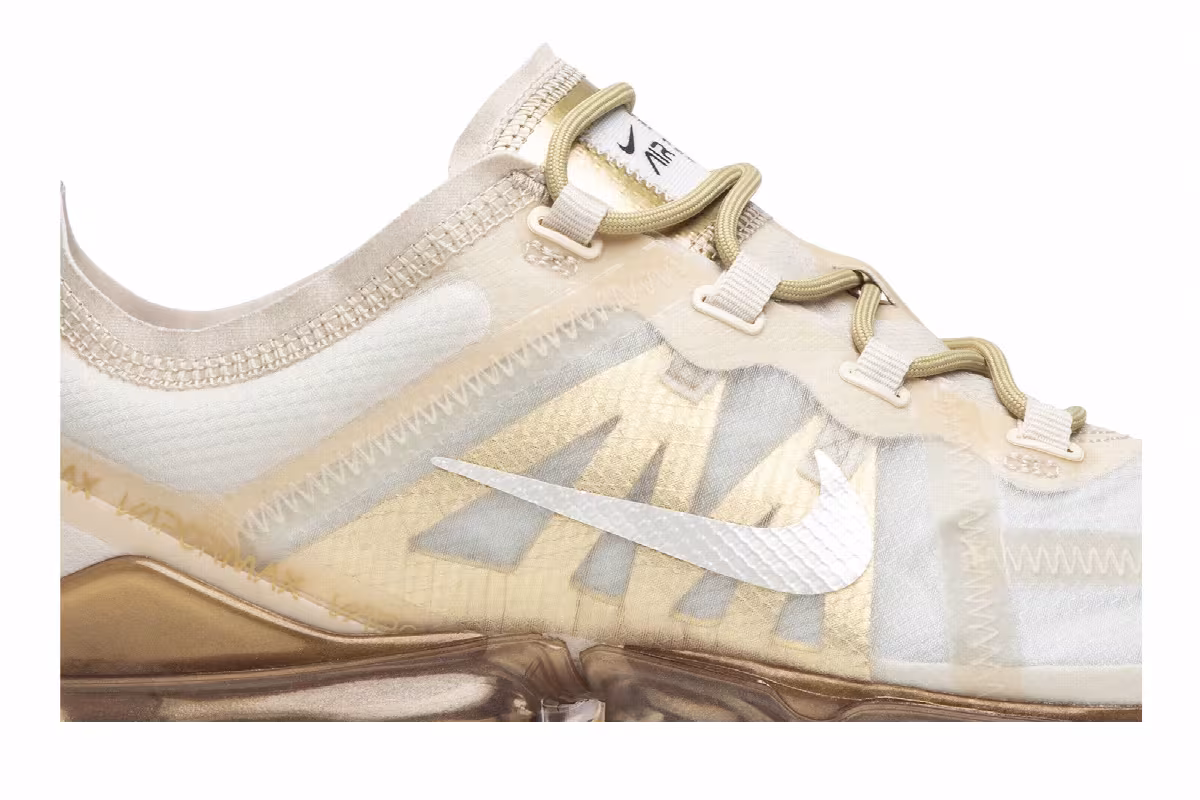 Nike Women's Air VaporMax 2019 White Gold, view 3