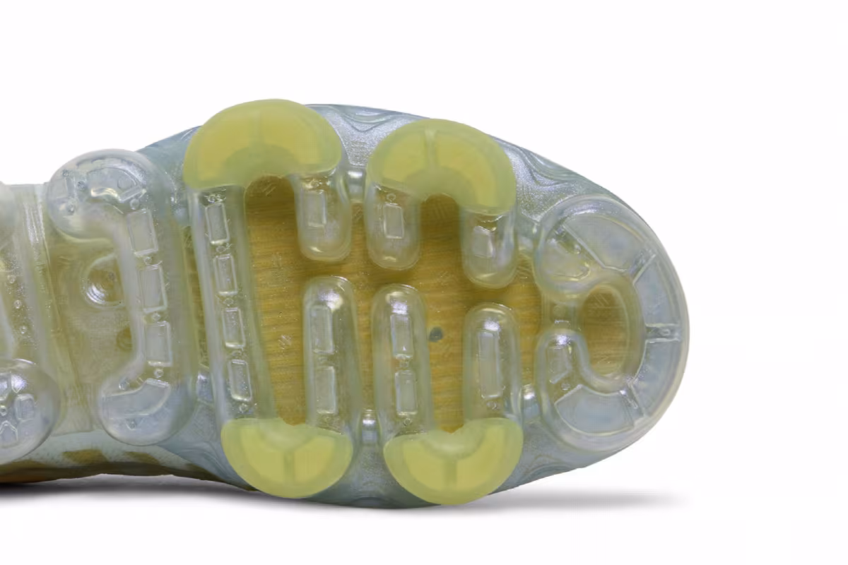 Nike Women's Air VaporMax 2019 Premium Celery, view 6