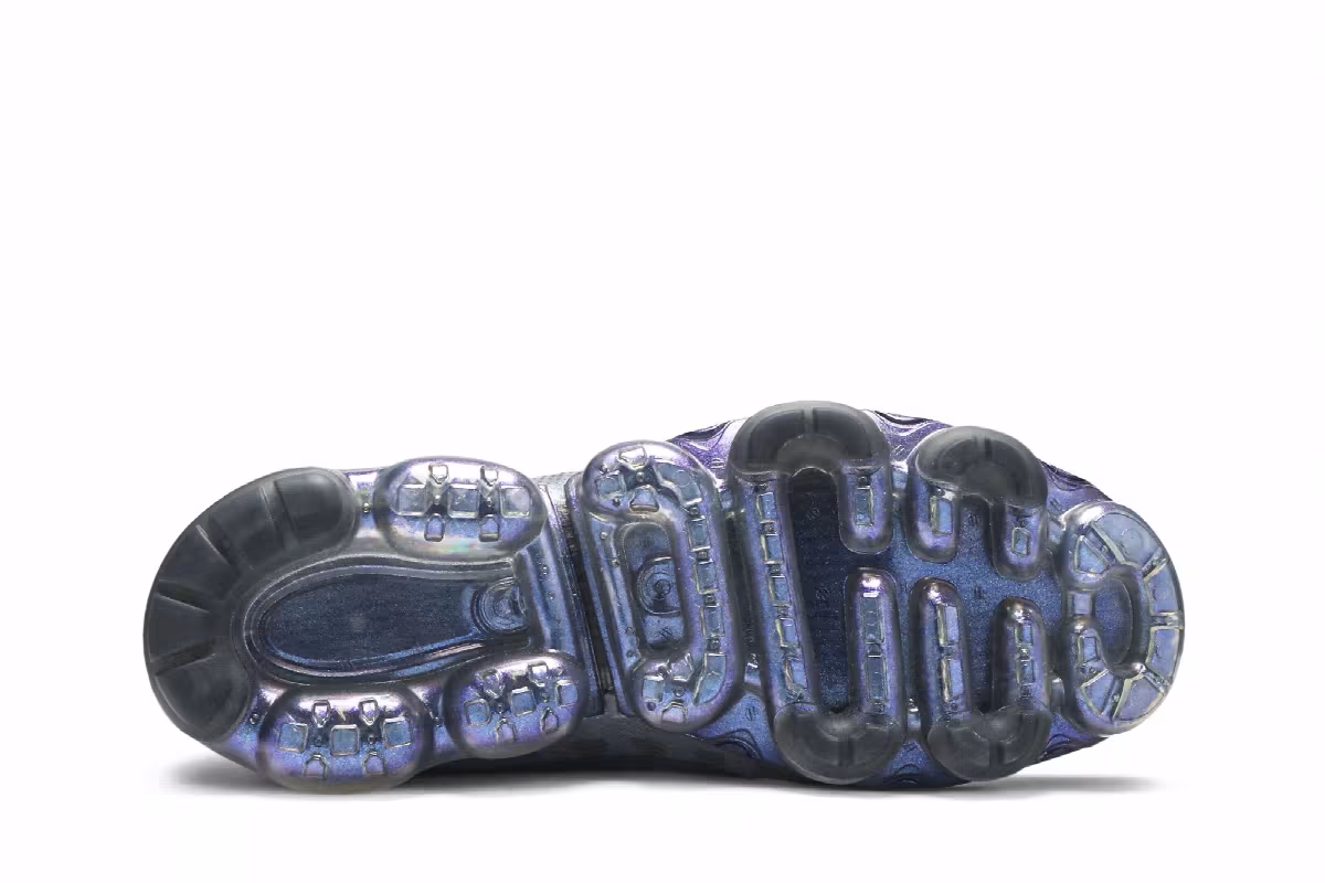 Nike Women's Air VaporMax 2019 Throwback Future, view 5