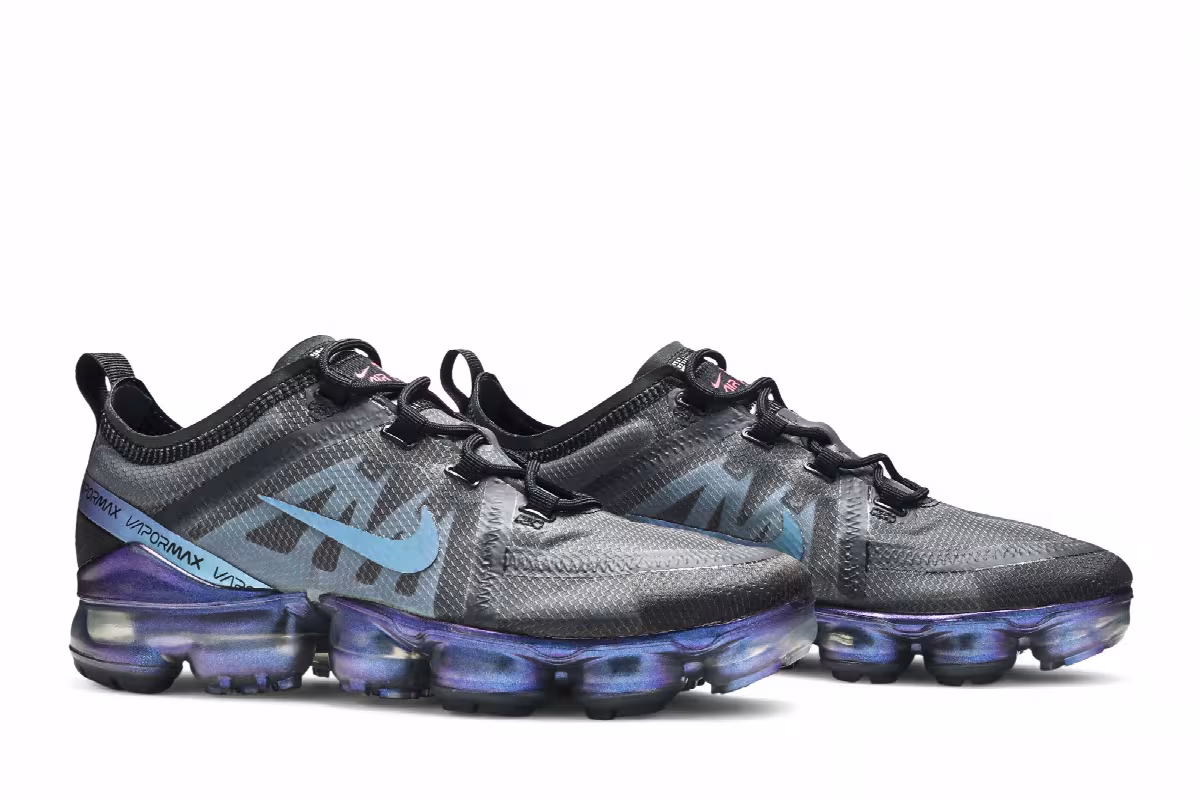 Nike Women's Air VaporMax 2019 Throwback Future, view 9