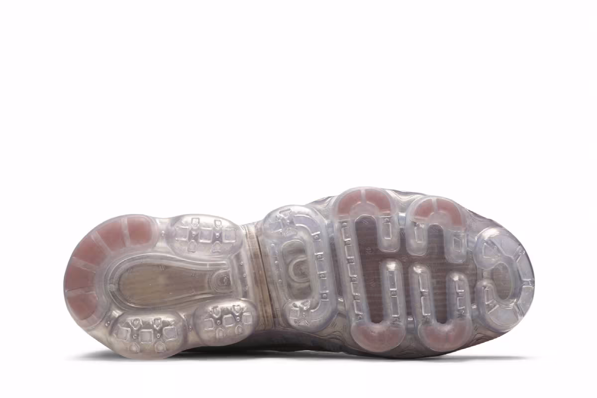 Nike Women's Air VaporMax 2019 Soft Pink, view 5