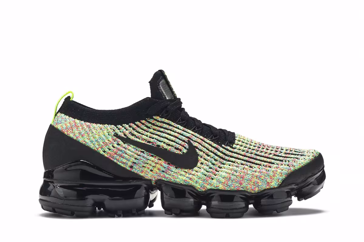 Nike Women's Air VaporMax Flyknit 3 Multi-Color, view 2