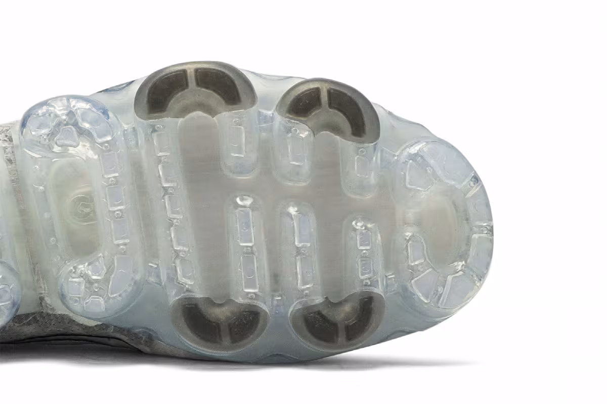 Nike Women's Air VaporMax 2019 Vast Grey, view 6