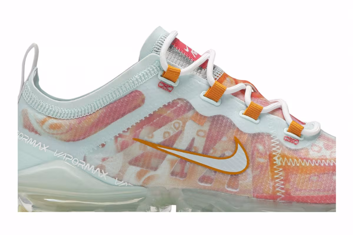 Nike Women's Air VaporMax 2019 QS Teal Tint Ember, view 3