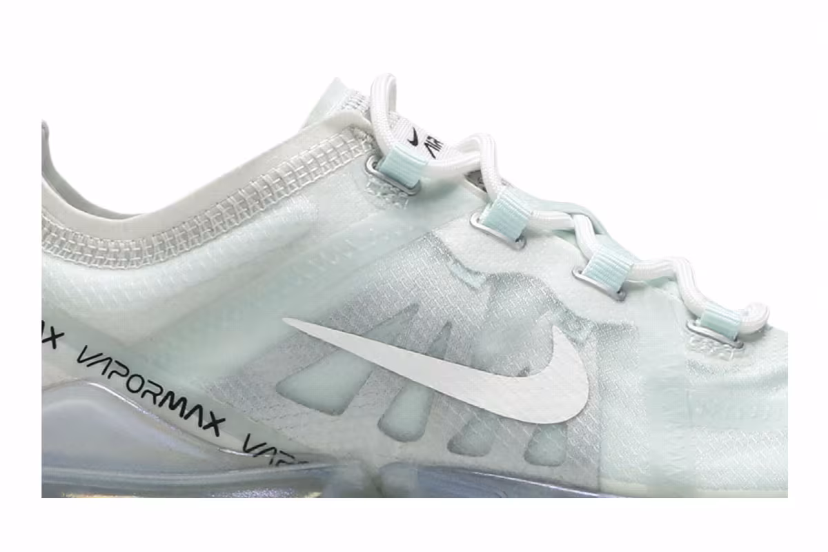 Nike Women's Air VaporMax 2019 Ghost Aqua, view 3