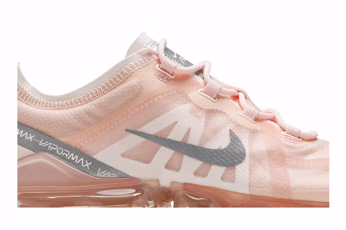 Nike Women's Air VaporMax 2019 Echo Pink Silver, view 3
