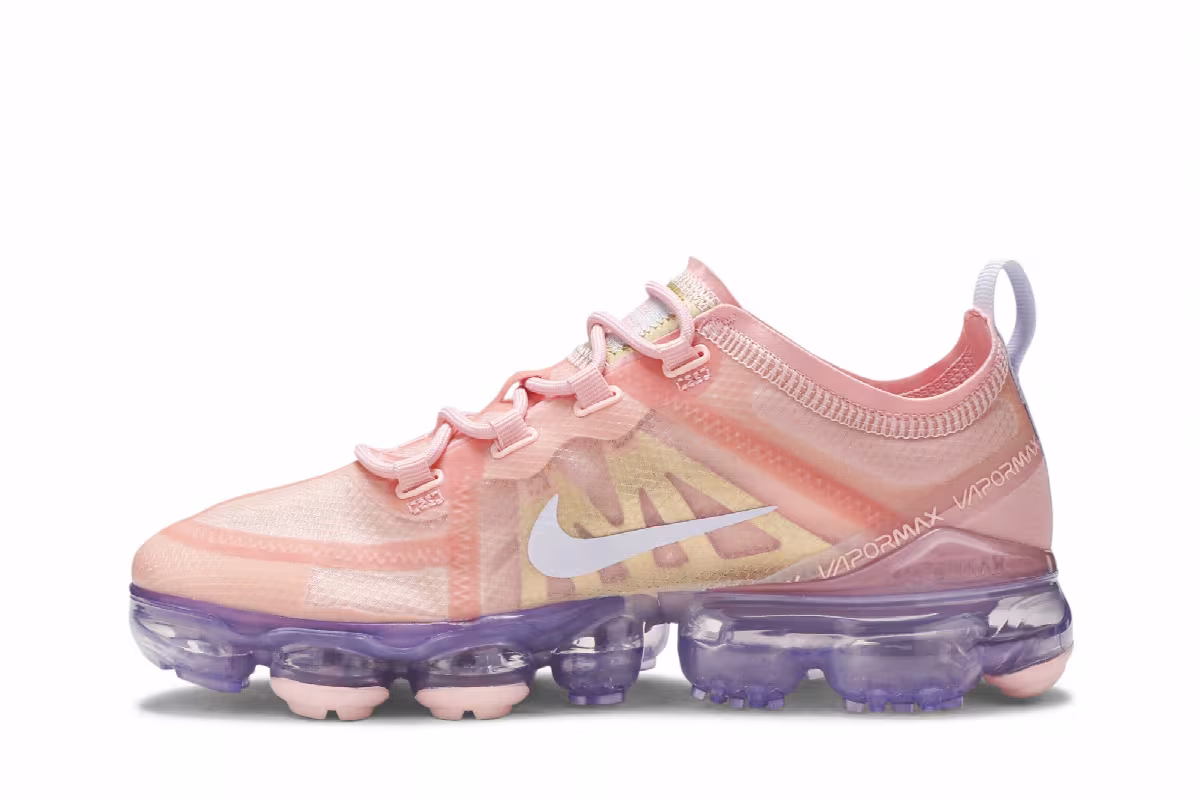 Nike Women's Air VaporMax 2019 Bleached Coral, view 4