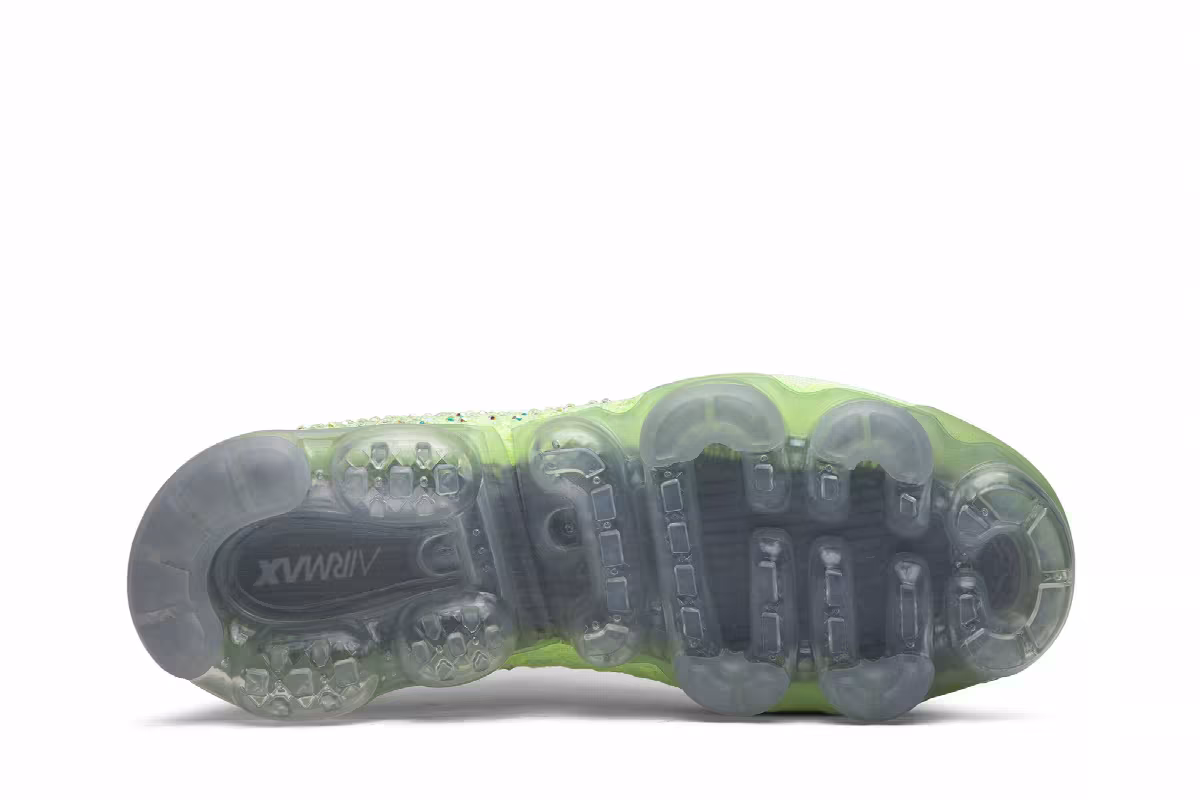 Swarovski x Nike Women's Air VaporMax 2.0 Flyknit Volt, view 5