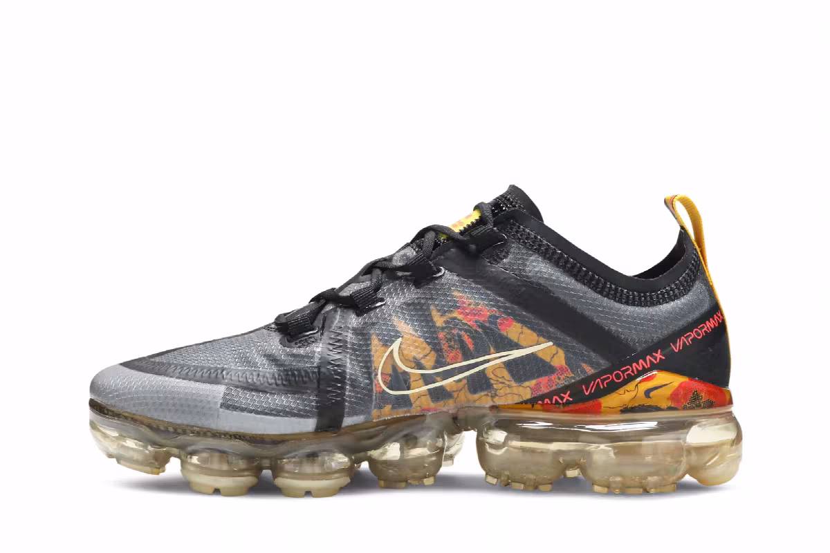 Nike Women's Air VaporMax 2019 SE Floral, view 4