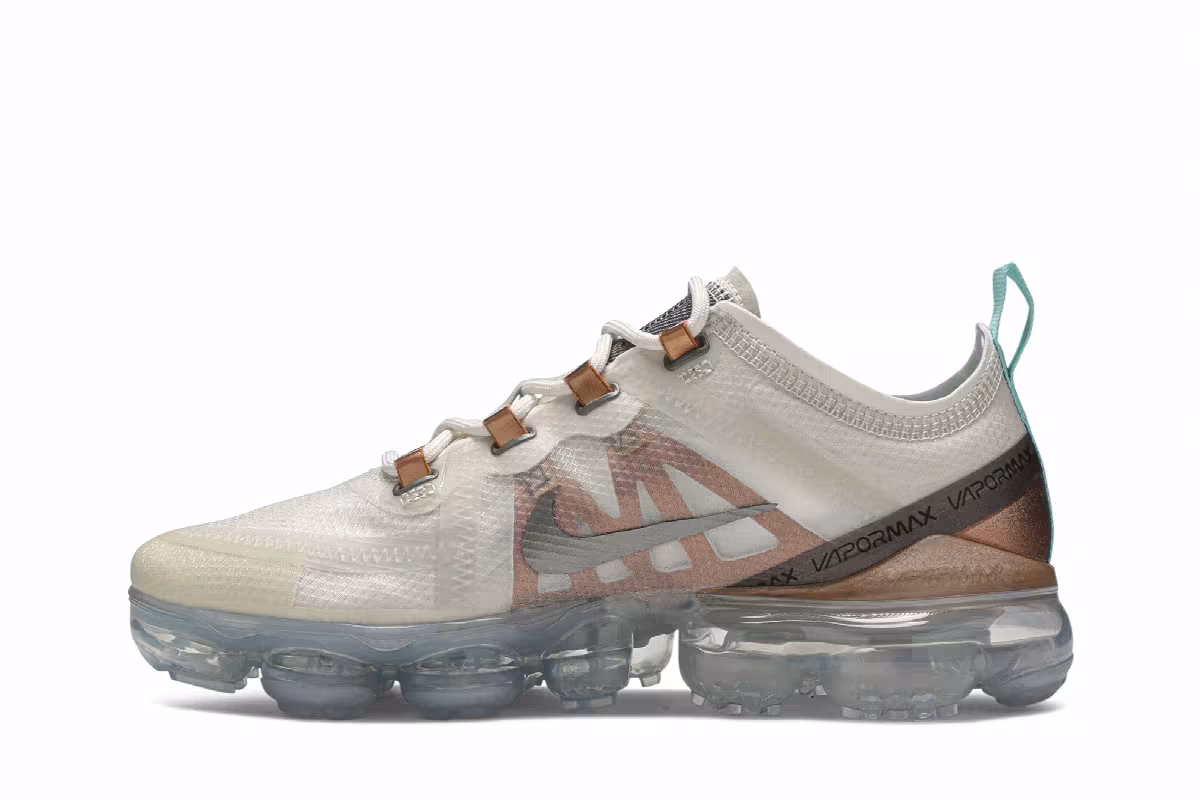 Nike Women's Air VaporMax 2019 SE Phantom Metallic Pewter, view 4