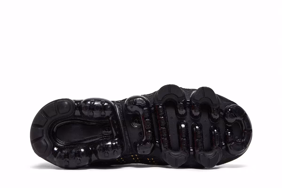 Nike Air VaporMax Flyknit 3 GS Black Gold, view 5