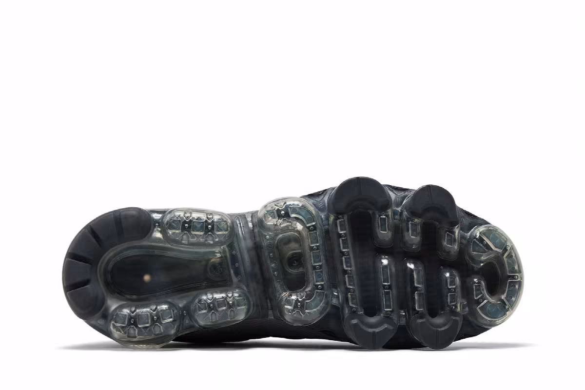 Nike Air VaporMax 2019 GS Ghost Black, view 5