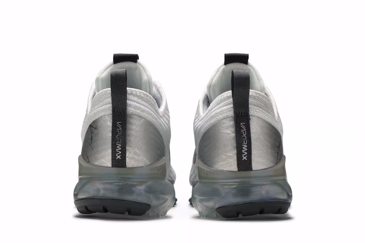 Nike Air VaporMax Flyknit 3 GS White Silver, view 7