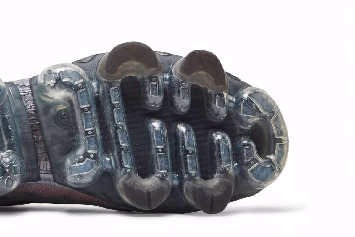 Nike Air VaporMax 2019 GS Game Change, view 6