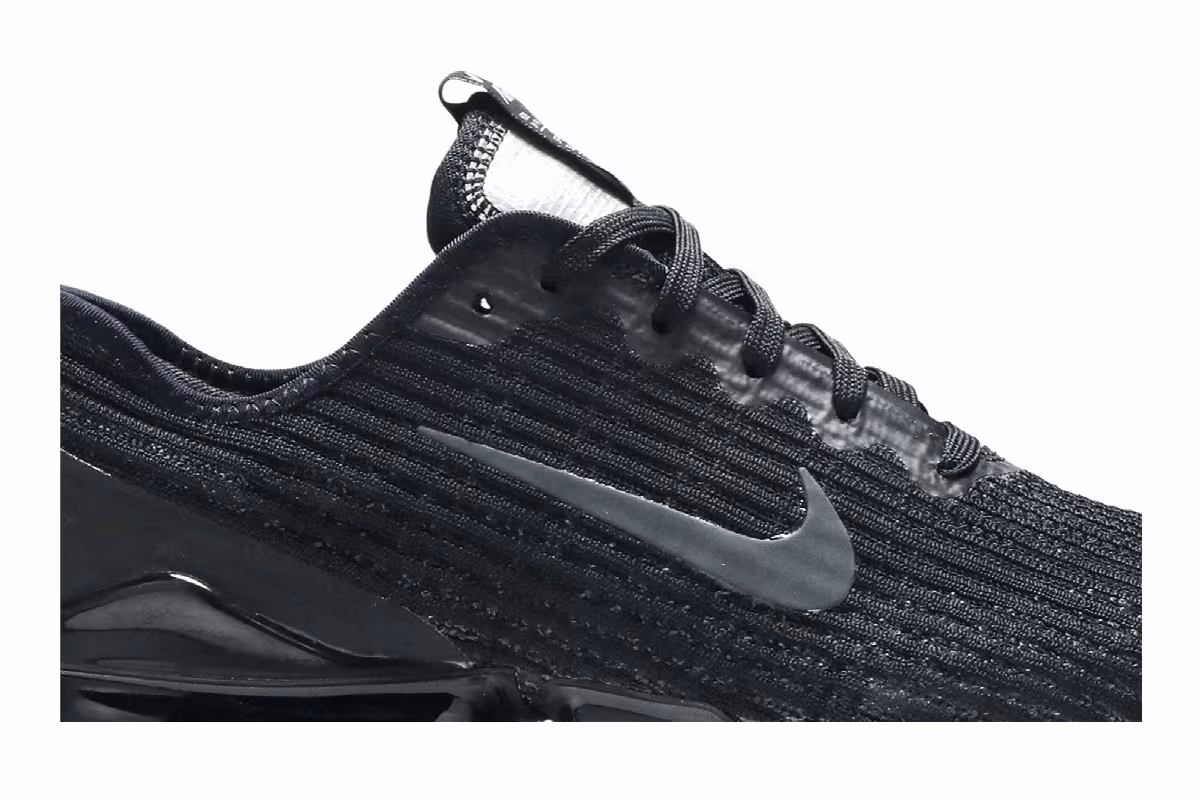 Nike Air VaporMax Flyknit 3 GS Black Anthracite, view 3