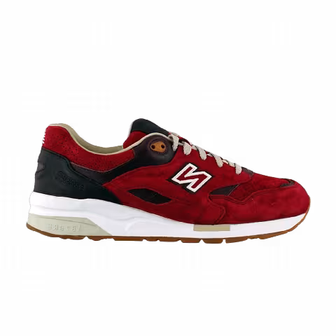 New Balance 1600