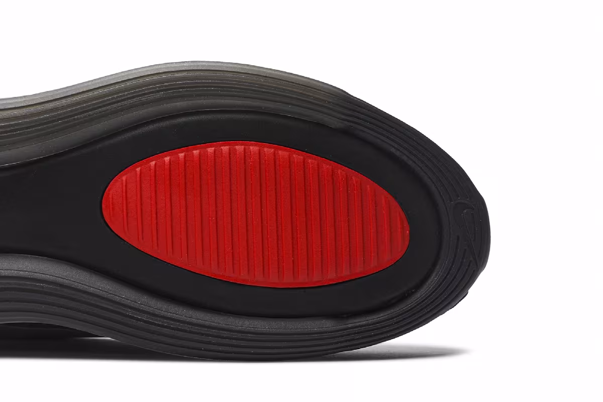 Undercover x Nike Air Max 720 Black, view 6
