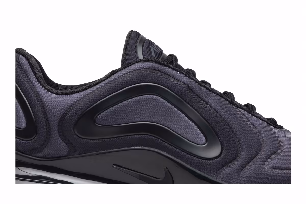 Nike Air Max 720 Total Eclipse, view 3