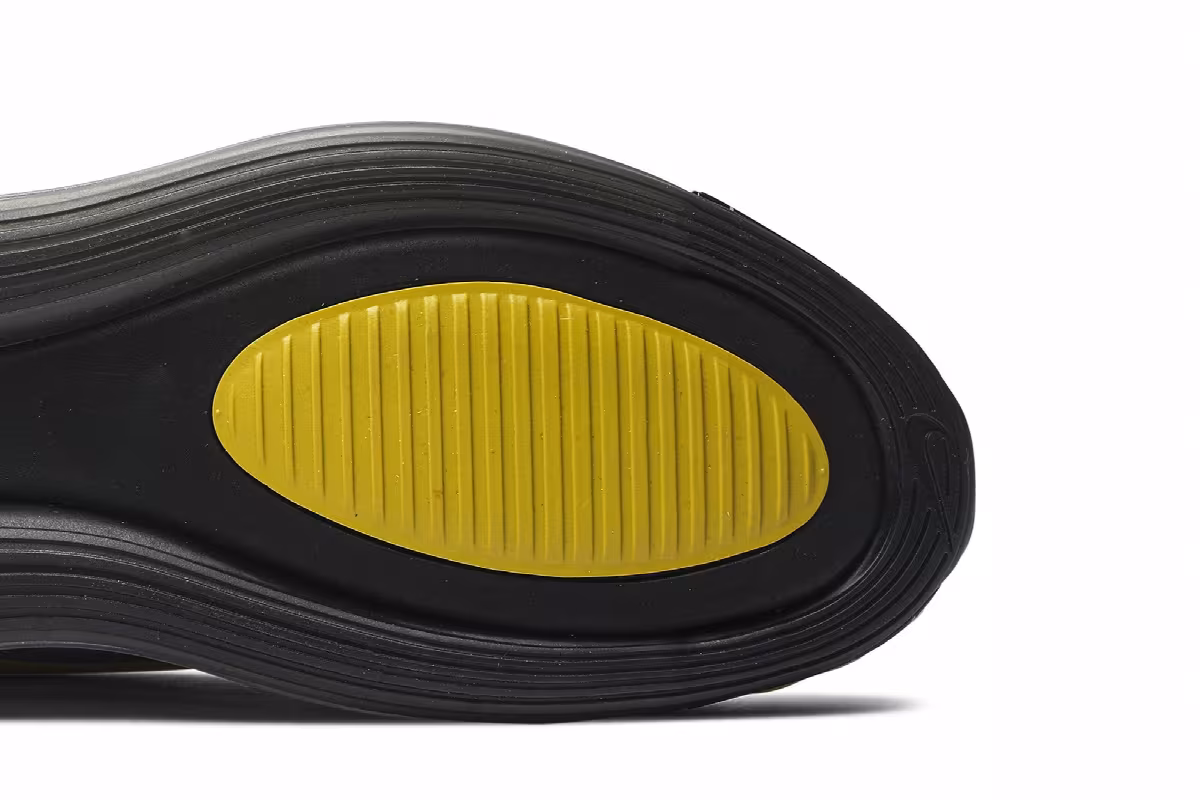 Undercover x Nike Air Max 720 Yellow, view 6