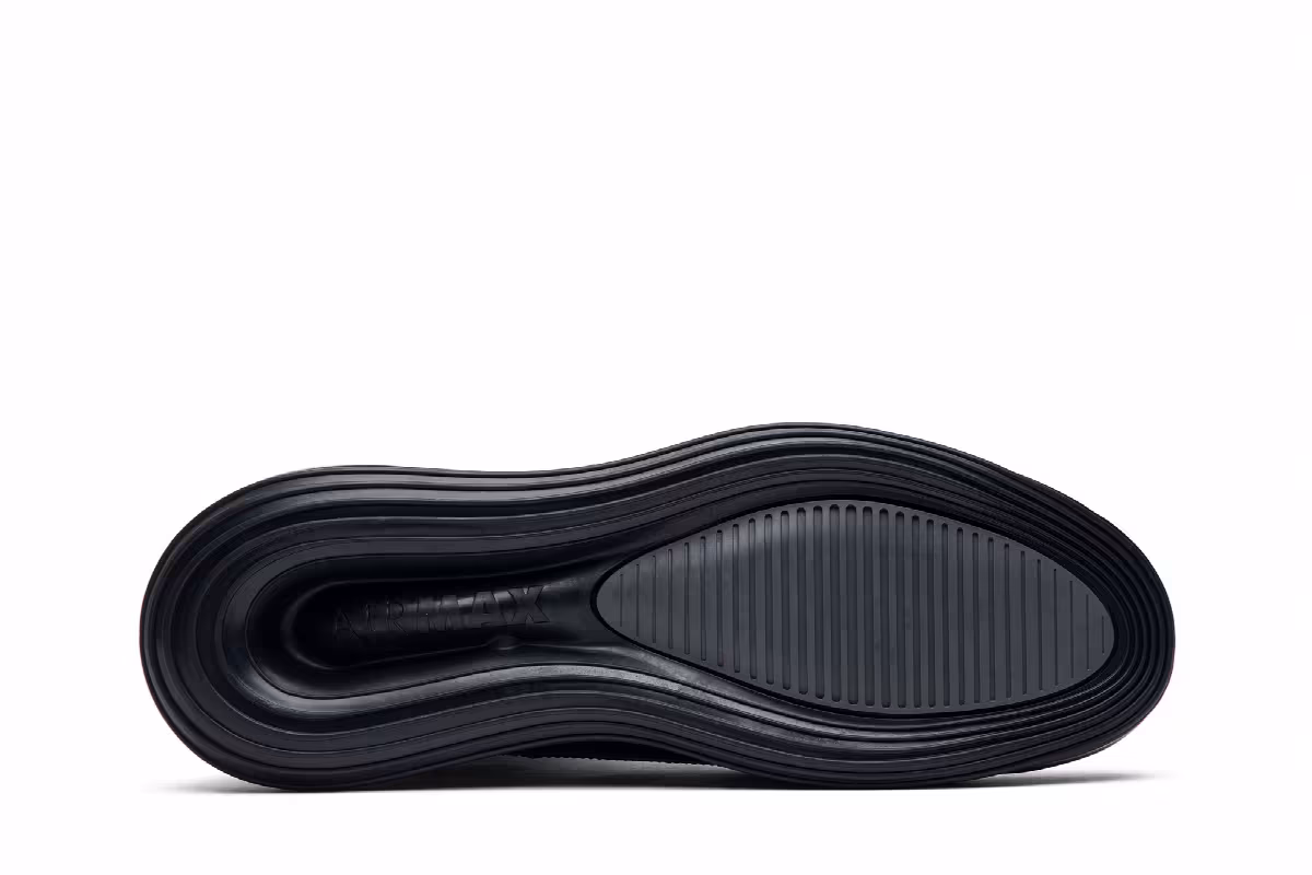 Nike Air Max 720 Saturn Triple Black, view 5